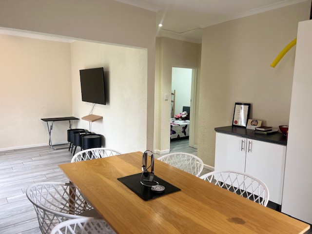 2 Bedroom Property for Sale in Churchill Estate Western Cape